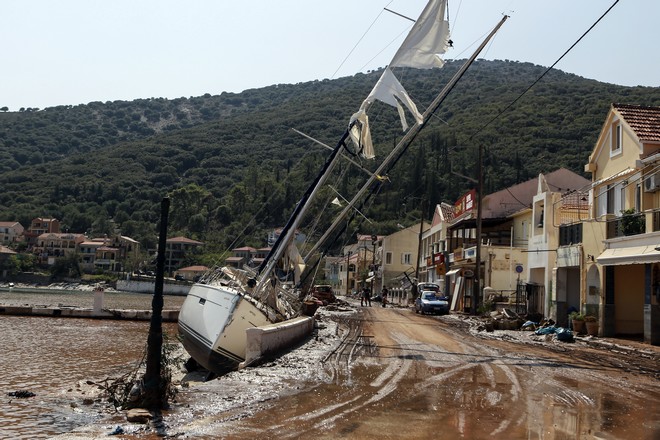 Βουλή: Υπερψηφίστηκαν τα μέτρα στήριξης για τους πληγέντες του “Ιανού”- Καταψήφισε η αντιπολίτευση το άρθρο 11