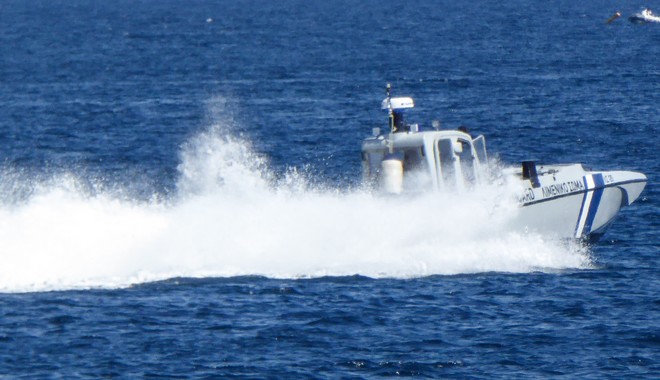 Βόλος: Συνελήφθη ψαράς που βρήκε νεκρό ψαροντουφεκά και τον ξαναπέταξε στη θάλασσα