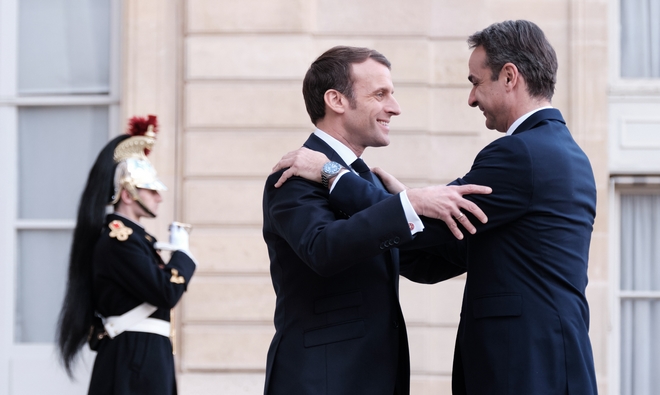 “Vive la France”, αλλά να κρατάμε μικρό καλάθι…
