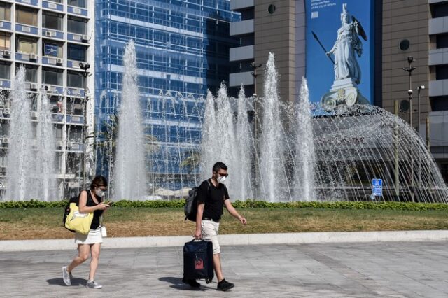 Κορονοϊός: 4 στα 10 ενεργά κρούσματα εντοπίζονται στην Αττική