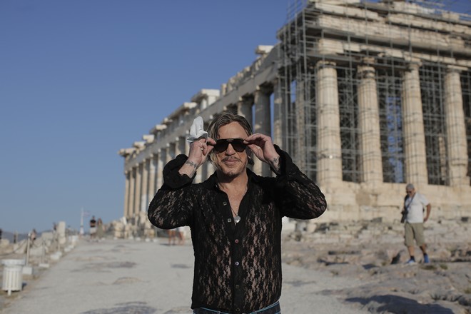 Ο Μίκι Ρουρκ στην Ακρόπολη | News 24/7