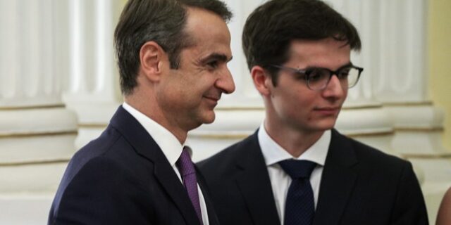 Ορκίστηκε στρατιώτης ο γιος του Μητσοτάκη: “Υπερήφανος πατέρας”