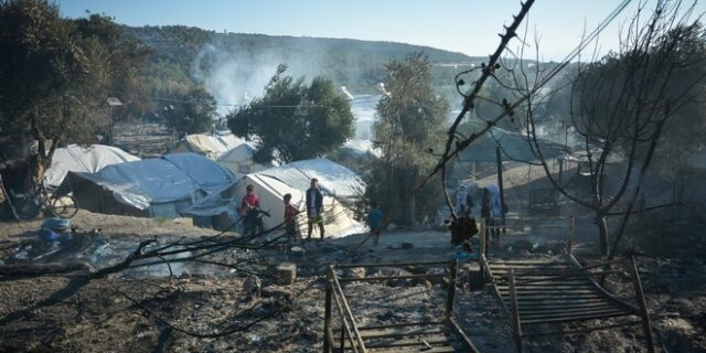 Μόρια: 31 ανθρωπιστικές οργανώσεις ζητούν την μεταφορά των ανθρώπων στην ενδοχώρα