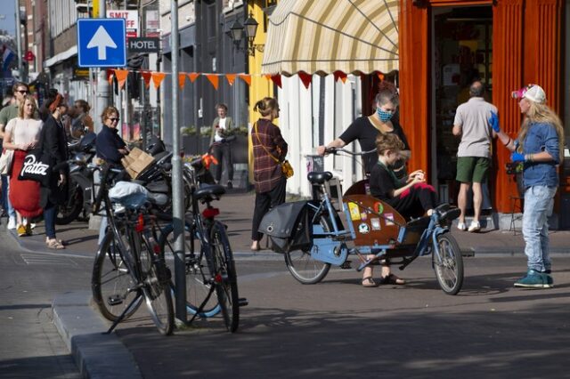 Κορονοϊός – Ολλανδία: Νέοι περιορισμοί μετά την έξαρση των κρουσμάτων