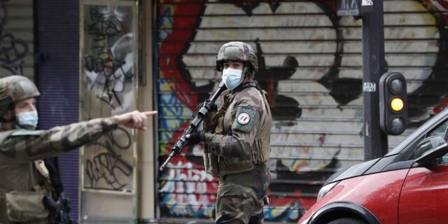 Γαλλία: Επίθεση με μαχαίρι κοντά στα παλιά γραφεία του Charlie Hebdo