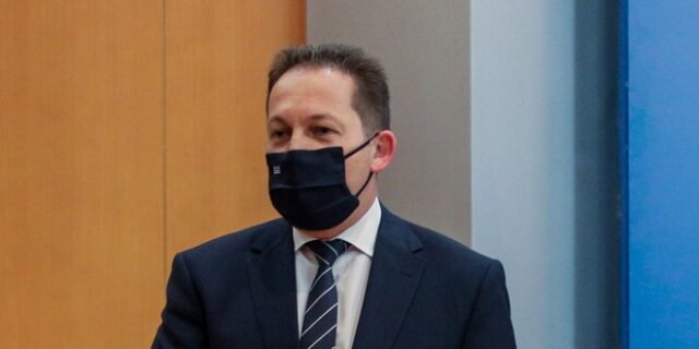 Πέτσας για Πάρνηθα: “Κατηγορούν τον πρωθυπουργό επειδή είναι ανθρώπινος”