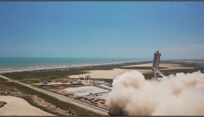 SpaceX: Δοκιμαστική πτήση για πύραυλο με σχήμα μπουκαλιού νερού
