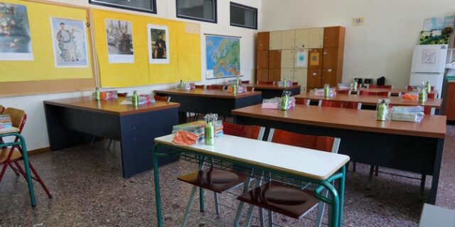 Γλυφάδα: Δασκάλα σε Δημοτικό θετική στον κορονοϊό