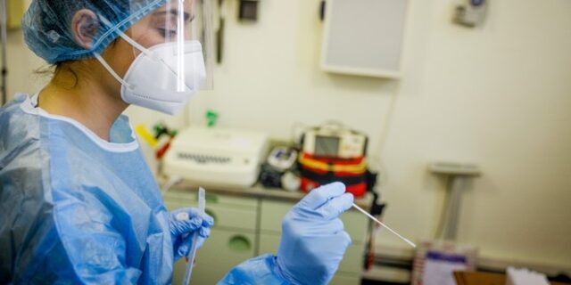 Κορονοϊός: 156 νέα κρούσματα στην Ελλάδα – Τα 101 στην Αττική