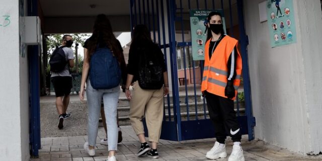 Μύλος με τις καταλήψεις στην Πάτρα: Δεν γίνονται για τις μάσκες λένε οι μαθητές – Η εκδοχή της μητέρας