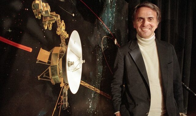 Carl Sagan: Ο άνθρωπος που είχε προβλέψει την ύπαρξη ζωής στην Αφροδίτη μισό αιώνα πριν