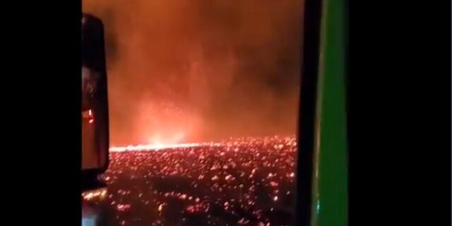 Καλιφόρνια: Σκηνές αποκάλυψης με τεράστιο ανεμοστρόβιλο φωτιάς