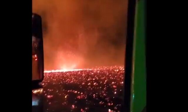 Καλιφόρνια: Σκηνές αποκάλυψης με τεράστιο ανεμοστρόβιλο φωτιάς