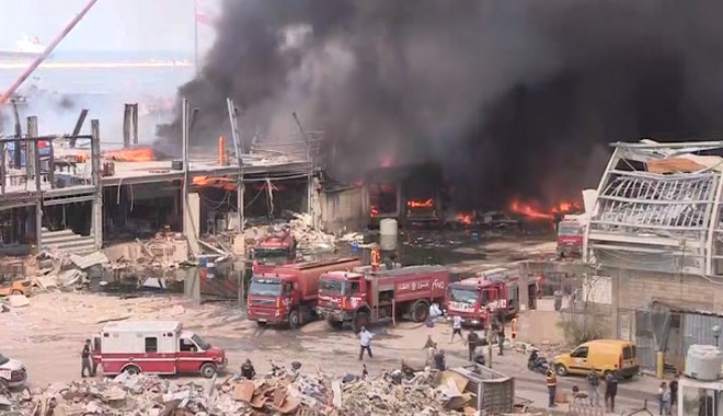 Βηρυτός: Μεγάλη φωτιά έναν μήνα μετά την έκρηξη