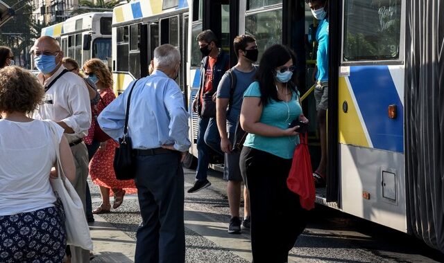 Καραμανλής: “Νέα 10 λεωφορεία την Πέμπτη, 200 μέχρι τέλη Οκτωβρίου”