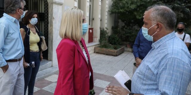 ΚΙΝΑΛ για μάσκες: “Εξοργιστικό που οι υπεύθυνοι παραμένουν στις θέσεις τους”