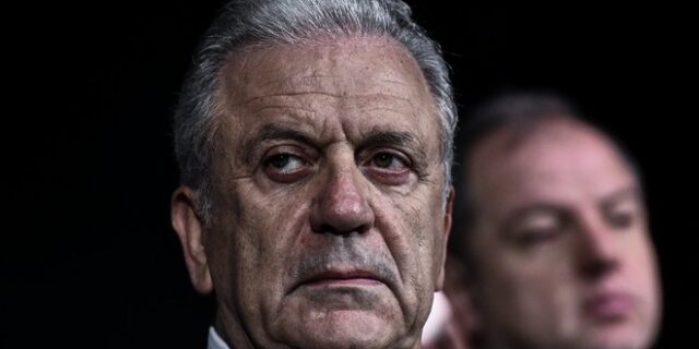 Αβραμόπουλος στο BBC: “Η καταστροφή της Μόριας επανέφερε το ζήτημα της μετανάστευσης”