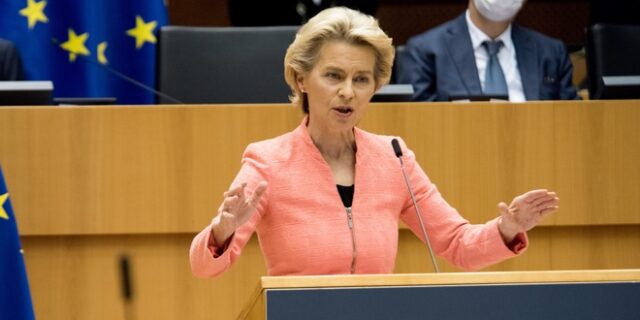 Ούρσουλα φον ντερ Λάιεν: “Μεγαλώνει η απόστασή μας από την Τουρκία”