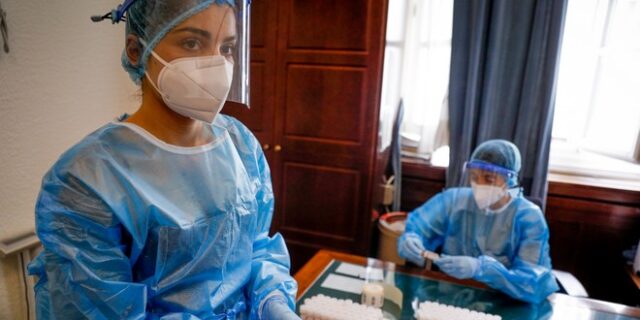 Κορονοϊός: Κανένα κρούσμα στη Βουλή – Αρνητικά και τα 1.820 τεστ