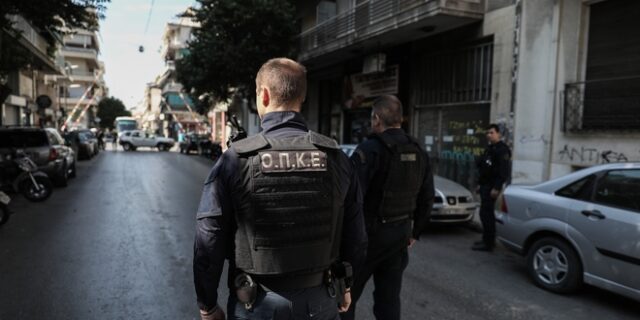 “Φαρ Ουέστ” το κέντρο με πυροβολισμούς και καταδίωξη με τραυματισμούς