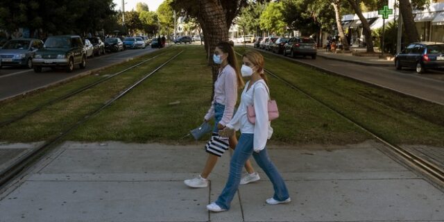 Κορονοϊός: Νέα μέτρα επιβάλλουν το ρεκόρ κρουσμάτων και η ευρεία διασπορά σε 47 περιοχές