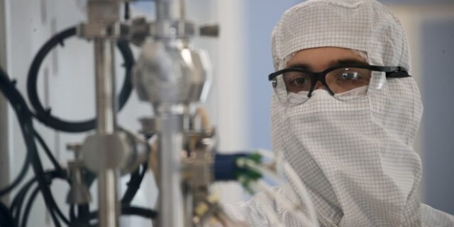 Εμβόλιο Οξφόρδης – AstraZeneca: Ισχυρή ανοσοαπόκριση σε ηλικιωμένους