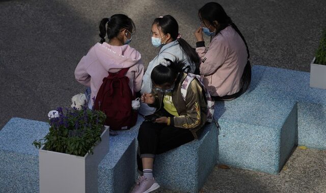 Κίνα: Παραμένουν χαμηλοί οι αριθμοί των νέων κρουσμάτων κορονοϊού