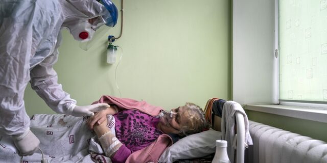 Κορονοϊός: Πιο αξιόπιστο σημάδι η απώλεια όσφρησης από τον βήχα