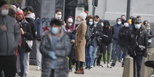 Κορονοϊός: 10 σημάδια που δείχνουν ότι η πανδημία μπορεί να γίνει χειρότερη