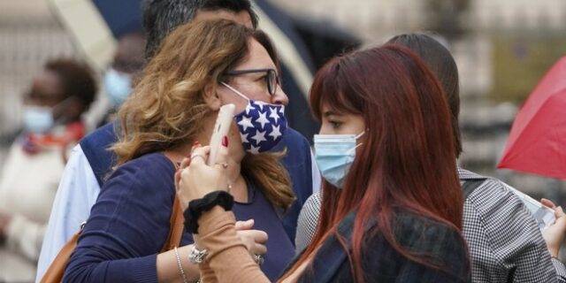 Iταλία: Υποχρεωτική παντού η χρήση μάσκας