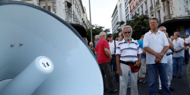 Εργασιακά: Ένα νομοσχέδιο που περνάει μόνον με… lockdown