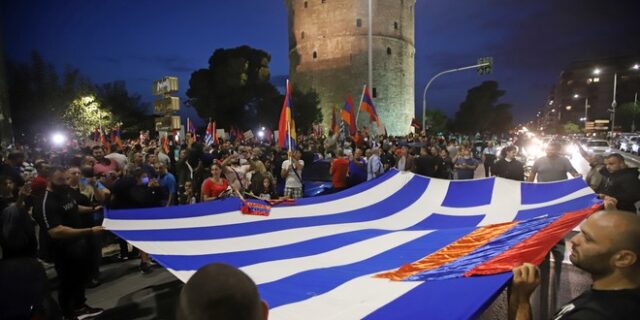 Θεσσαλονίκη: Διαδήλωση Αρμενίων για τις συγκρούσεις στο Ναγκόρνο Καραμπάχ