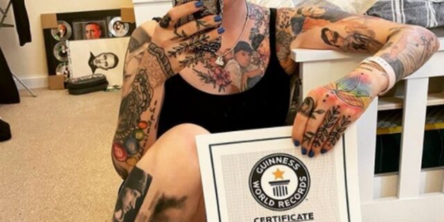 Eminem: Θαυμάστρια έσπασε το ρεκόρ των περισσότερων τατουάζ που τον απεικονίζουν