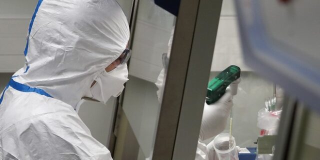 Γαλλία: Ψάχνουν 25.000 εθελοντές για δοκιμές εμβολίων κορονοϊού