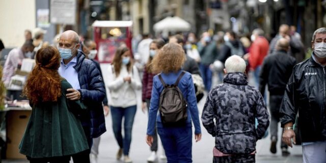 Ιταλία: Η περιφέρεια της Λομβαρδίας ζητά απαγόρευση κυκλοφορίας από τις 11 το βράδυ