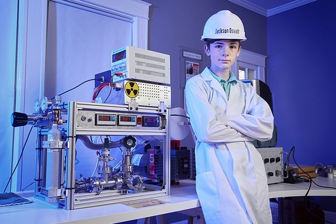 Ρεκόρ Γκίνες: Ο 12χρονος που πέτυχε πυρηνική σύντηξη στο παιδικό του δωμάτιο