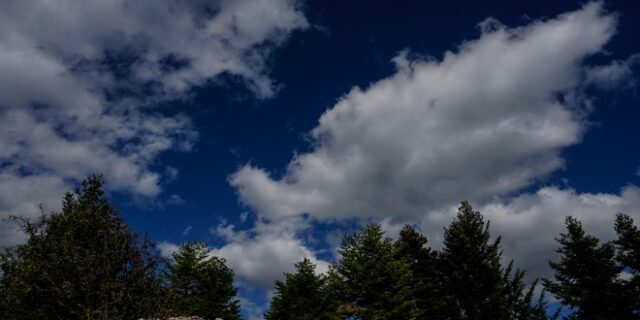 Παροδικές νεφώσεις την Κυριακή