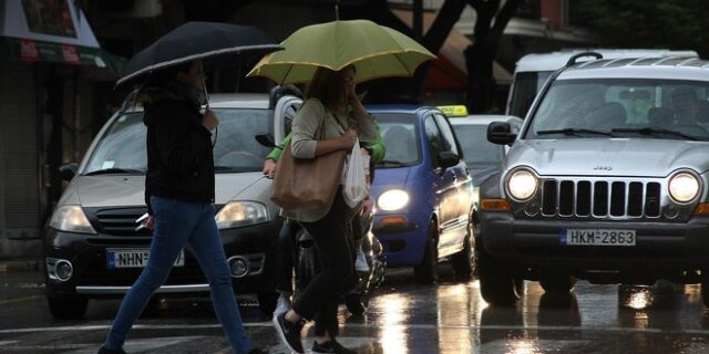 Παροδικές βροχές δυτικά και βόρεια- Καταιγίδες την Παρασκευή