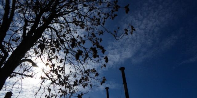 Σχεδόν αίθριος καιρός το Σάββατο με κανονικές θερμοκρασίες