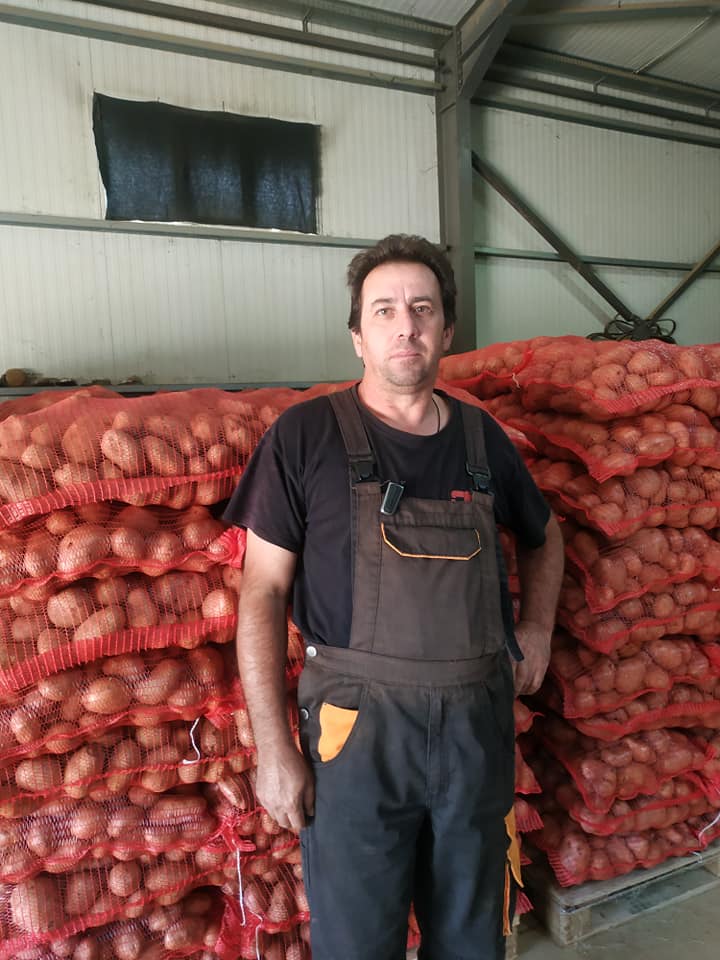 Μάθημα ανθρωπιάς: Αγρότης από την Καστοριά δώρισε 25 τόνους πατάτας σε απόρους