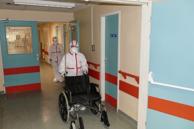 Καταγγελία ΠΟΕΔΗΝ: Κρούσματα κορονοϊού σε νοσηλευτές του νοσοκομείου Λάρισας