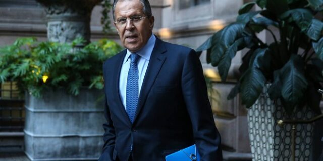 Ρωσία: Περιορίζει τις πτήσεις προς και από Τουρκία και δίνει μήνυμα ισχύος στην Άγκυρα