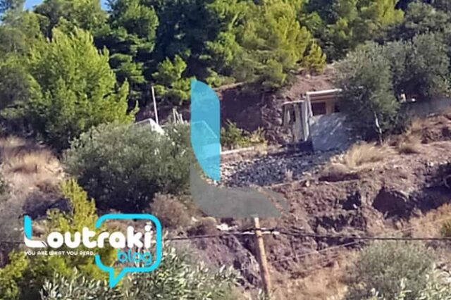 Θρίλερ στο Λουτράκι: Νεκροί 45χρονη και ένας άνδρας σε σπίτι – Βρέθηκαν γυμνοί