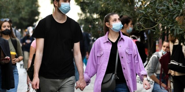 Κορονοϊός: 1690 νέα κρούσματα στην Ελλάδα και 128 διασωληνωμένοι – Νέο αρνητικό ρεκόρ