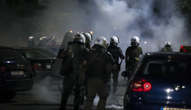 Σπίρτζης για τη βίαιη δράση των ΜΑΤ στο Γαλάτσι: “Να δώσει απαντήσεις ο Χρυσοχοΐδης”