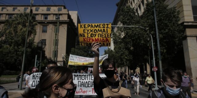 Ηχηρό μήνυμα των μαθητών με μεγάλη συμμετοχή στο συλλαλητήριο