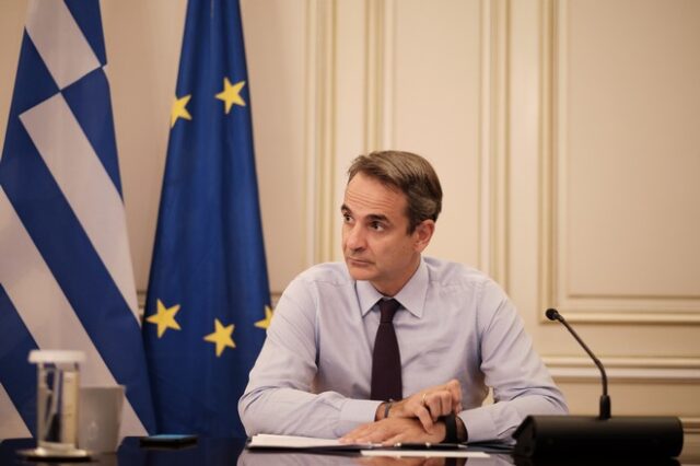 Στην “πληγωμένη” Β. Ελλάδα ο Μητσοτάκης με το βλέμμα στο εμβόλιο κατά του κορονοϊού