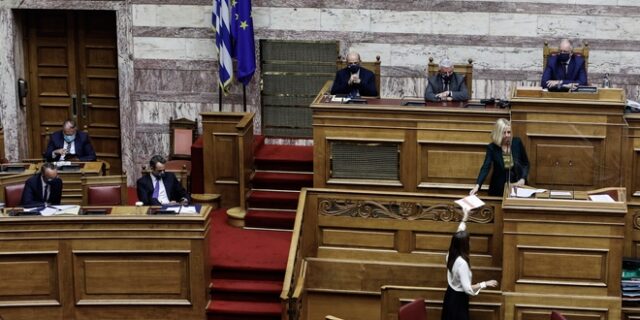 Γεννηματά: Διέψευσε την κυβέρνηση για την φηφιακή μαστογραφία