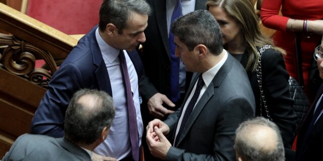 Επικίνδυνα παιχνίδια με τον κορονοϊό: Το επιτελικό κράτος βγήκε οφσάιντ