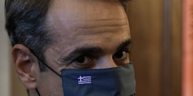 Ο Μητσοτάκης ποντάρει σε “νόμο και τάξη” εν μέσω κορονοϊού 